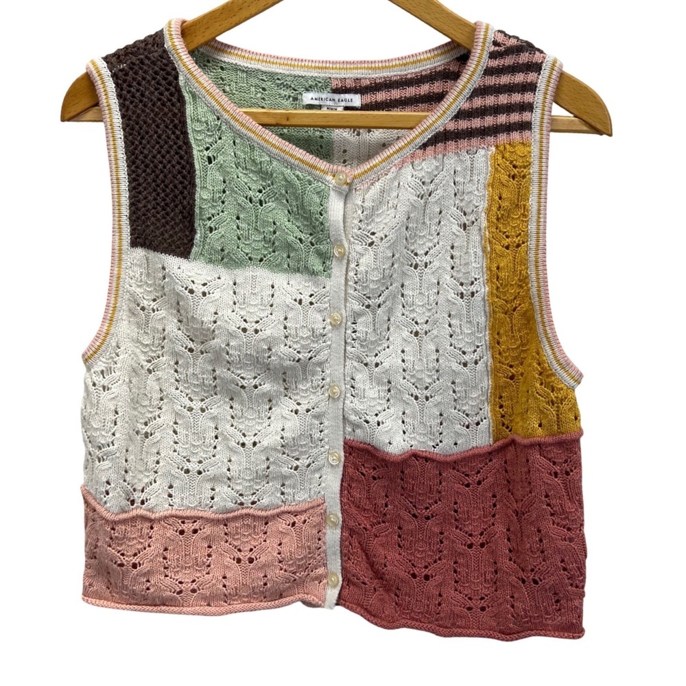 American Eagle Outfitters‎ Patchwork Knit Button Up Vest Cropped Multi Color M